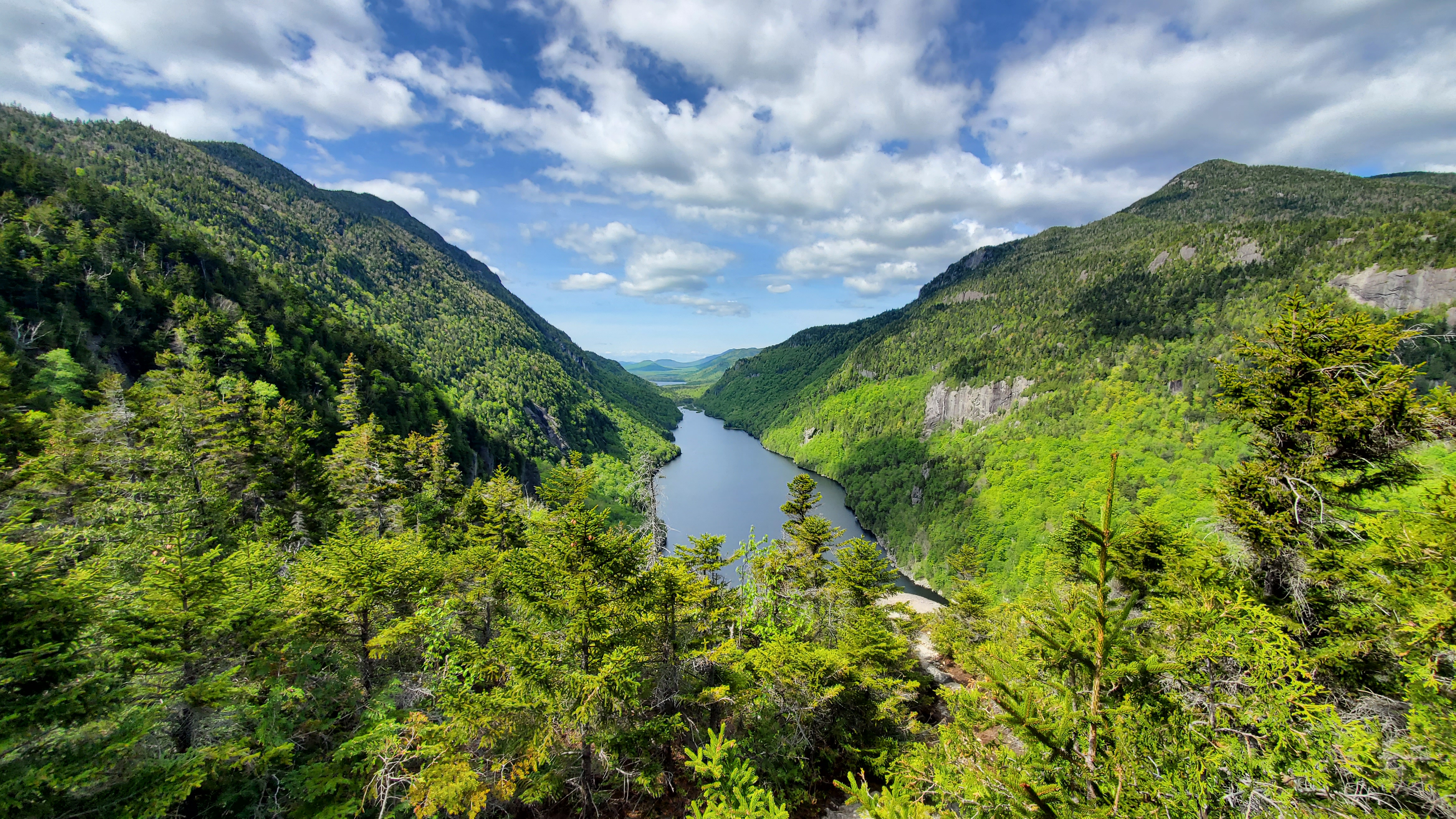 Fishhawk Cliffs